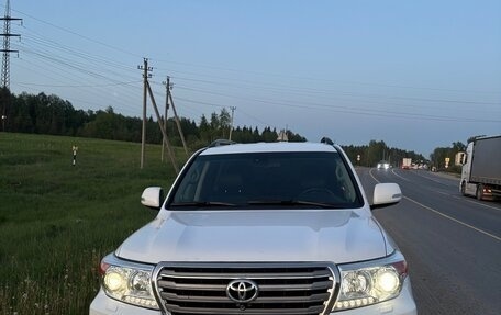 Toyota Land Cruiser 200, 2012 год, 3 150 000 рублей, 13 фотография