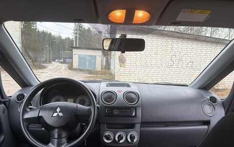 Mitsubishi Colt VI рестайлинг, 2009 год, 245 000 рублей, 18 фотография