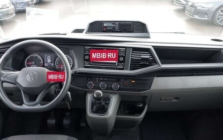 Volkswagen Transporter T6 рестайлинг, 2021 год, 3 050 000 рублей, 7 фотография