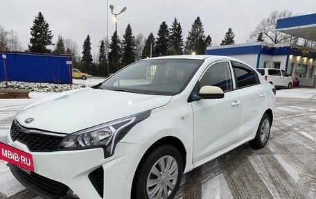 KIA Rio IV, 2020 год, 750 000 рублей, 3 фотография