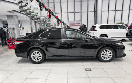 Toyota Camry, 2020 год, 2 350 000 рублей, 5 фотография