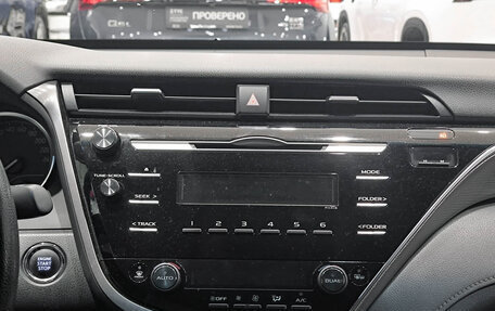 Toyota Camry, 2020 год, 2 350 000 рублей, 18 фотография