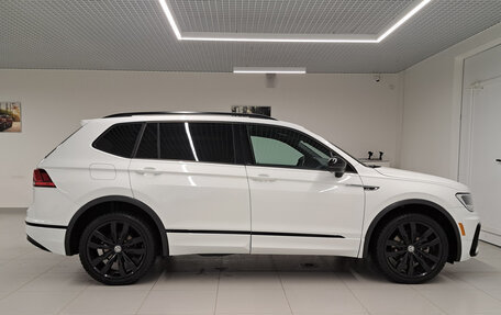 Volkswagen Tiguan II, 2020 год, 3 337 000 рублей, 5 фотография