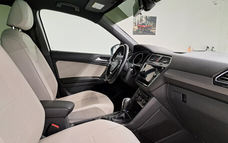 Volkswagen Tiguan II, 2020 год, 3 337 000 рублей, 13 фотография