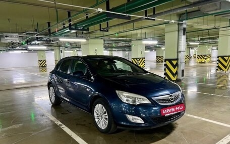 Opel Astra J, 2011 год, 546 000 рублей, 8 фотография
