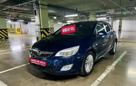 Opel Astra J, 2011 год, 546 000 рублей, 2 фотография