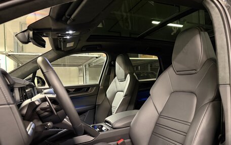 Porsche Cayenne III, 2025 год, 18 725 000 рублей, 15 фотография