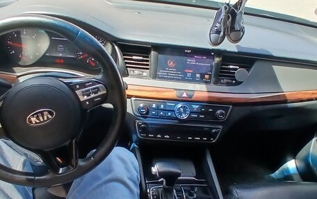 KIA K7, 2017 год, 2 000 000 рублей, 17 фотография