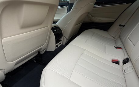 BMW 5 серия, 2020 год, 4 400 000 рублей, 31 фотография