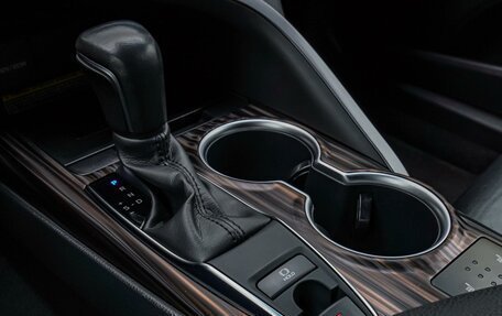 Toyota Camry, 2021 год, 3 780 000 рублей, 13 фотография