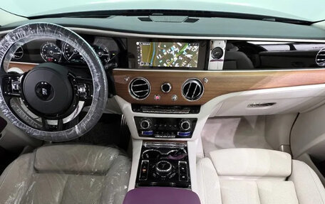 Rolls-Royce Ghost Series II рестайлинг, 2023 год, 29 400 000 рублей, 4 фотография