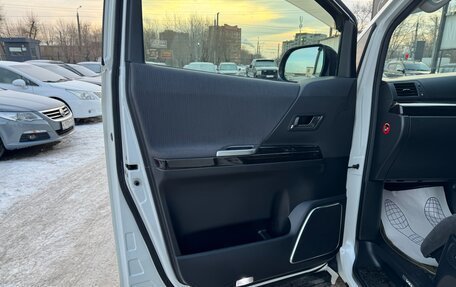 Toyota Vellfire I, 2011 год, 2 297 000 рублей, 31 фотография