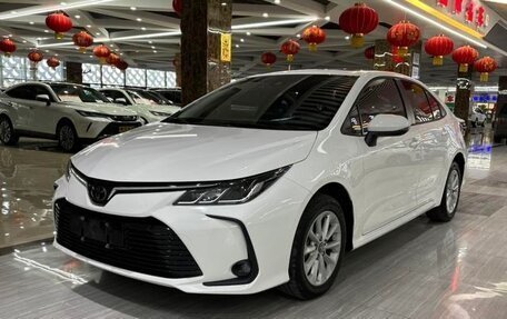 Toyota Corolla, 2022 год, 1 310 000 рублей, 3 фотография