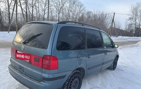 Volkswagen Sharan I рестайлинг, 2002 год, 360 000 рублей, 4 фотография