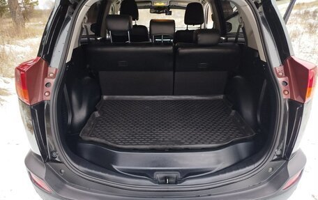 Toyota RAV4, 2013 год, 1 870 000 рублей, 2 фотография