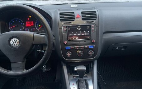 Volkswagen Jetta VI, 2008 год, 700 000 рублей, 11 фотография