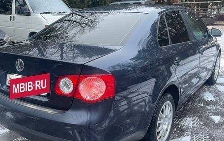 Volkswagen Jetta VI, 2008 год, 700 000 рублей, 6 фотография