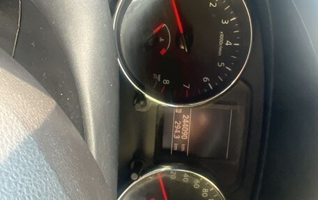 Nissan Qashqai, 2012 год, 900 000 рублей, 10 фотография