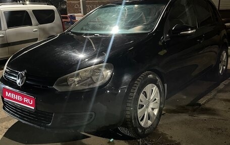 Volkswagen Golf VI, 2012 год, 650 000 рублей, 1 фотография