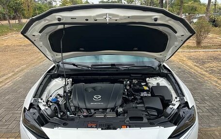 Mazda CX-4, 2022 год, 1 828 003 рублей, 21 фотография