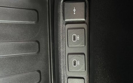 Land Rover Discovery IV, 2023 год, 6 750 000 рублей, 30 фотография