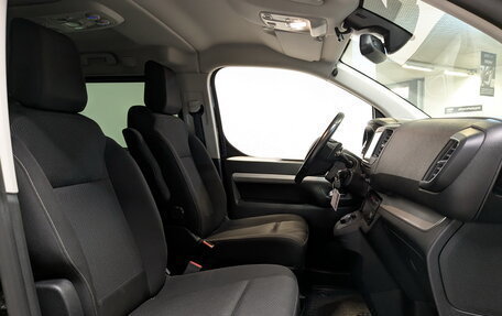 Peugeot Traveller I, 2021 год, 3 235 000 рублей, 24 фотография