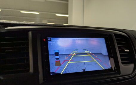 Peugeot Traveller I, 2021 год, 3 235 000 рублей, 28 фотография