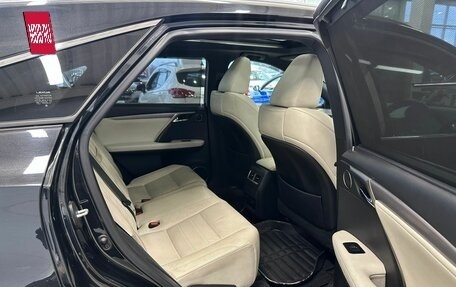 Lexus RX IV рестайлинг, 2017 год, 3 499 900 рублей, 19 фотография