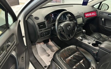 Volkswagen Touareg III, 2013 год, 2 279 000 рублей, 10 фотография