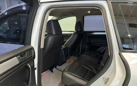 Volkswagen Touareg III, 2013 год, 2 279 000 рублей, 18 фотография