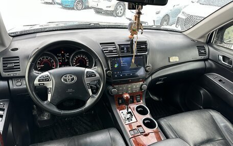 Toyota Highlander III, 2012 год, 2 640 000 рублей, 33 фотография