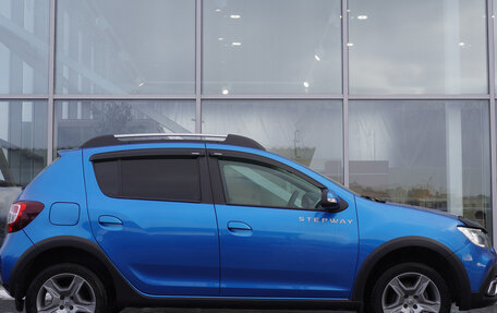 Renault Sandero II рестайлинг, 2019 год, 1 280 000 рублей, 4 фотография