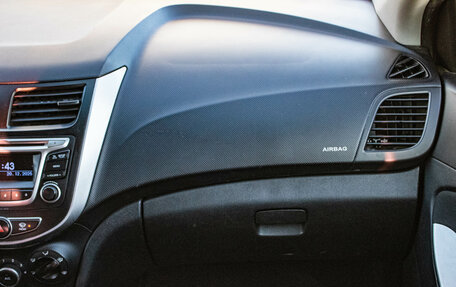 Hyundai Solaris II рестайлинг, 2015 год, 589 000 рублей, 8 фотография