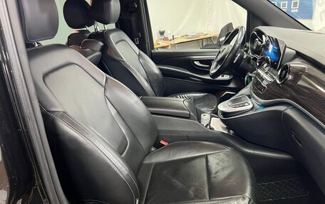Mercedes-Benz V-Класс, 2021 год, 7 990 000 рублей, 9 фотография