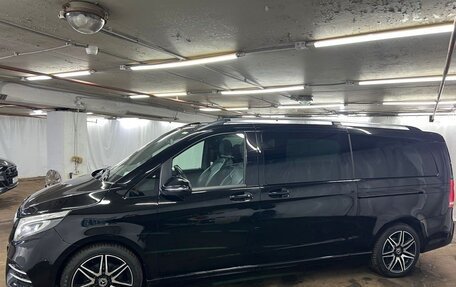 Mercedes-Benz V-Класс, 2021 год, 7 990 000 рублей, 3 фотография