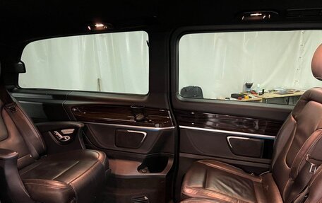 Mercedes-Benz V-Класс, 2021 год, 7 990 000 рублей, 7 фотография