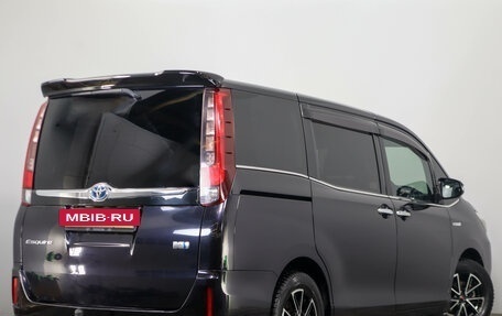 Toyota Esquire I, 2015 год, 2 119 000 рублей, 5 фотография