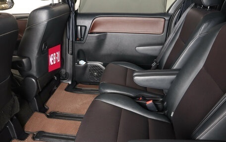 Toyota Esquire I, 2015 год, 2 119 000 рублей, 12 фотография