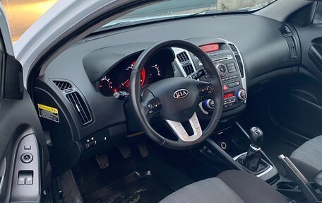 KIA cee'd I рестайлинг, 2011 год, 670 000 рублей, 9 фотография