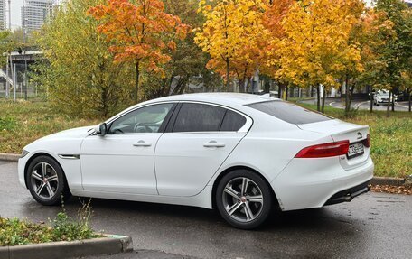 Jaguar XE I рестайлинг, 2015 год, 1 255 000 рублей, 3 фотография
