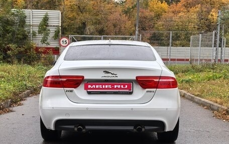 Jaguar XE I рестайлинг, 2015 год, 1 255 000 рублей, 6 фотография