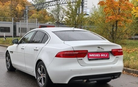 Jaguar XE I рестайлинг, 2015 год, 1 255 000 рублей, 5 фотография