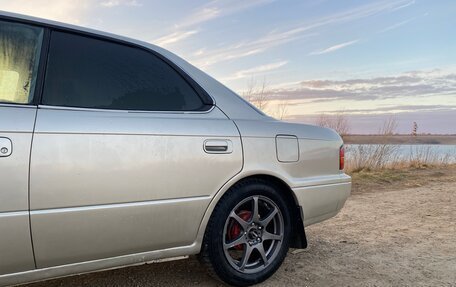 Toyota Vista, 1996 год, 530 000 рублей, 20 фотография