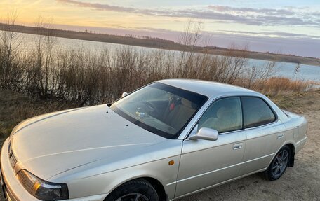 Toyota Vista, 1996 год, 530 000 рублей, 21 фотография