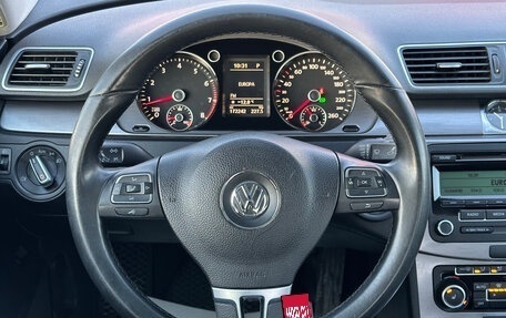 Volkswagen Passat B7, 2011 год, 960 000 рублей, 10 фотография