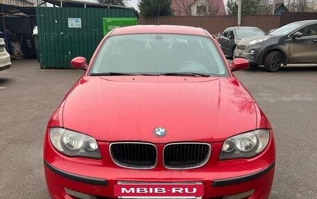 BMW 1 серия, 2008 год, 970 000 рублей, 2 фотография