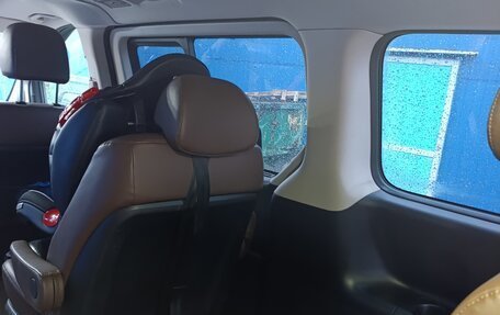 Hyundai Grand Starex Grand Starex I рестайлинг 2, 2018 год, 4 000 000 рублей, 18 фотография