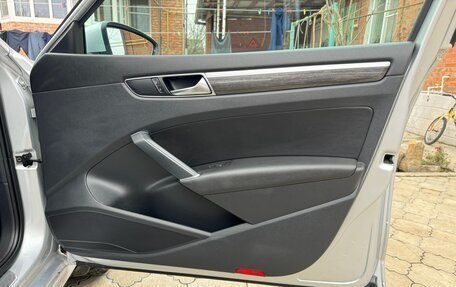 Volkswagen Passat B8 рестайлинг, 2017 год, 1 825 000 рублей, 18 фотография