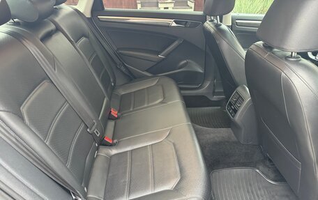 Volkswagen Passat B8 рестайлинг, 2017 год, 1 825 000 рублей, 16 фотография