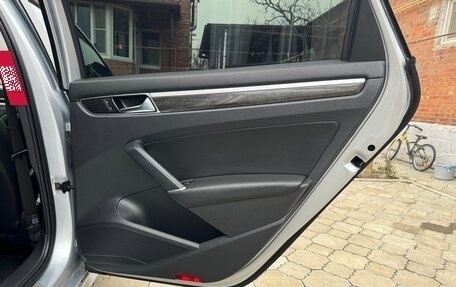 Volkswagen Passat B8 рестайлинг, 2017 год, 1 825 000 рублей, 14 фотография